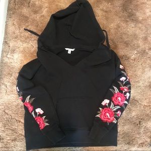 💎LAST CHANCE💎 Embroidered Hoodie